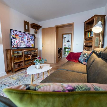 Schlossberg-Domizil Mit Weitblick - Arbeitsplatz, Balkon, Netflix, Badewanne & Yogamatte ケムニッツ エクステリア 写真