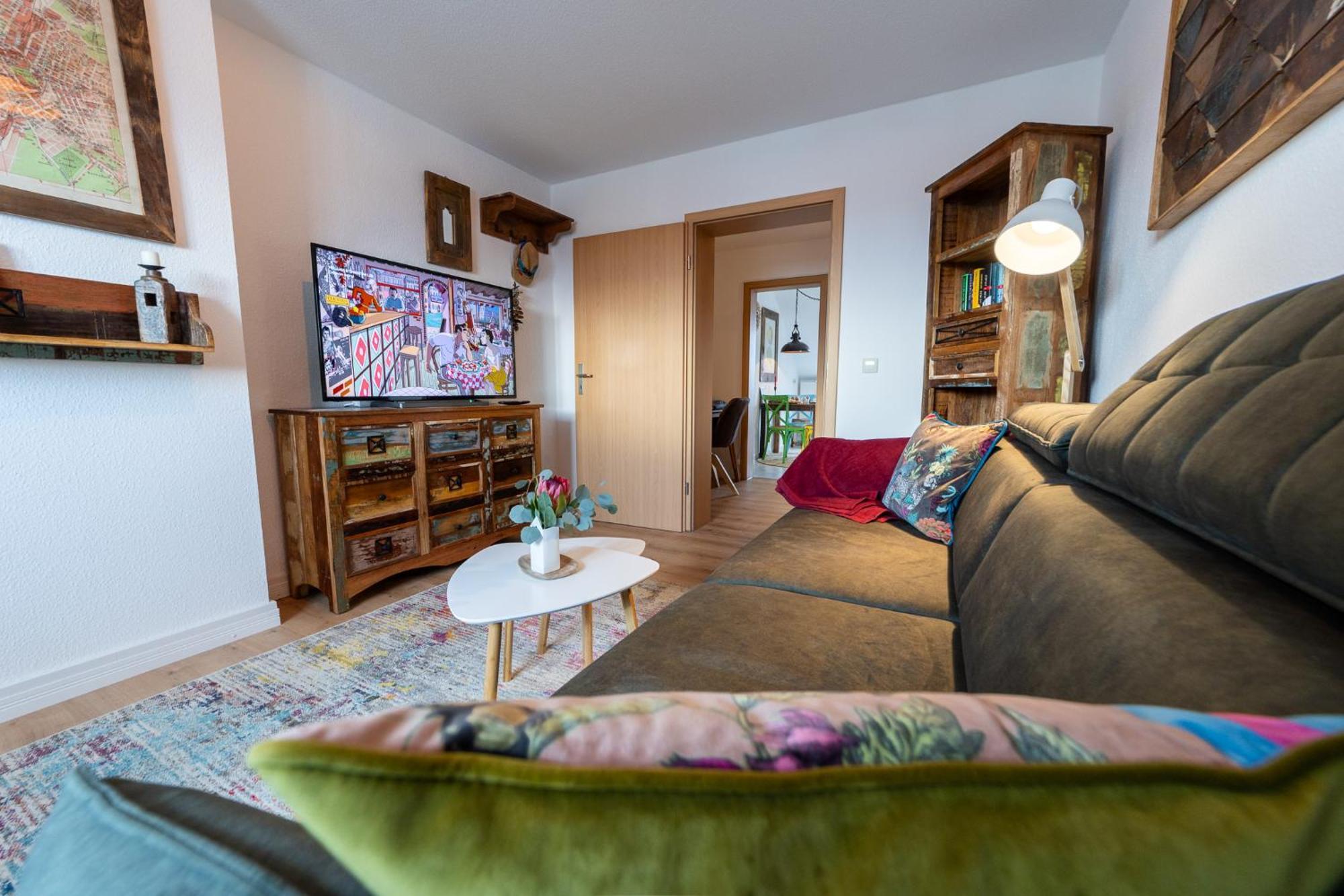 Schlossberg-Domizil Mit Weitblick - Arbeitsplatz, Balkon, Netflix, Badewanne & Yogamatte ケムニッツ エクステリア 写真