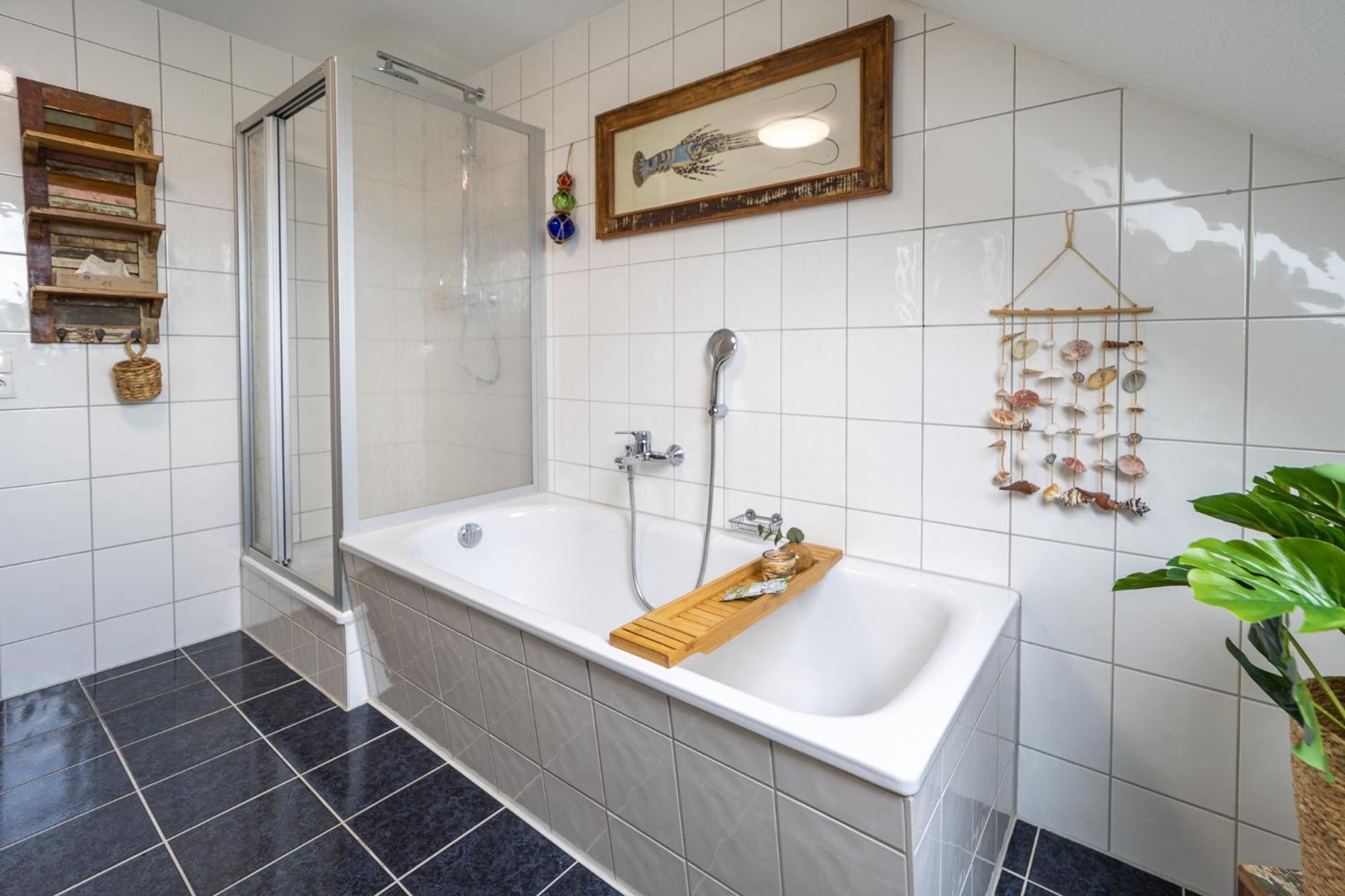 Schlossberg-Domizil Mit Weitblick - Arbeitsplatz, Balkon, Netflix, Badewanne & Yogamatte ケムニッツ エクステリア 写真